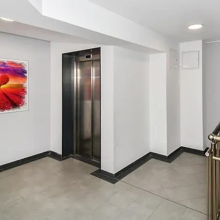 Armada 1br Lägenhet *