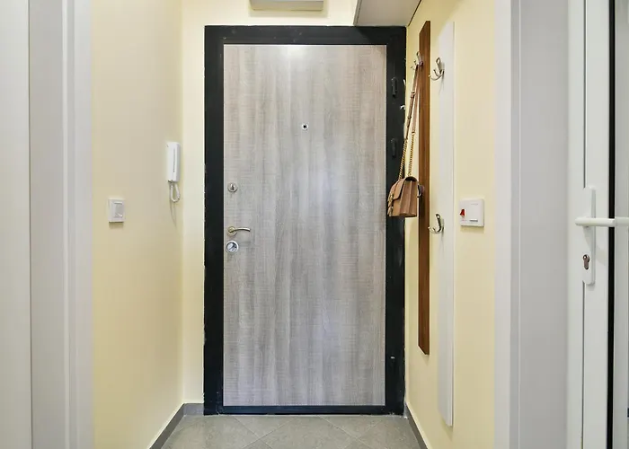 Armada 1br 아파트 바르나